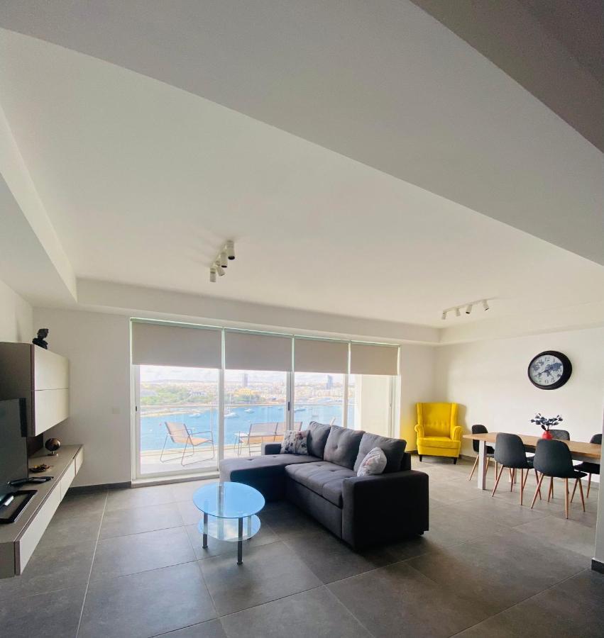 Sliema Seaview Apartment- Valletta Views - Apt 8, 49 Tigne Point Mansions Eksteriør billede